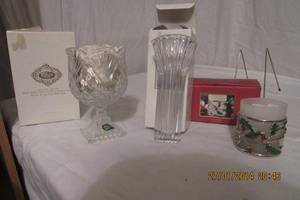 lot 77 image: SHANNON CRYSTAL 24% LEAD PINE APPLE VOTIVE, MIKASA EXCELSIOR BUD VASE 8LC, LENNOX HOLIDAY VOTIVE