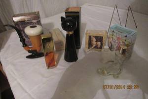 lot 78 image: PERFUME  COLLECTIBLE