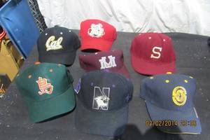 lot 90 image: COLLEGE SPORTS TEAM LIDS 7 EACH