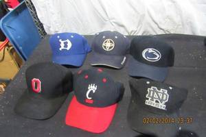 lot 91 image: COLLEGE SPORTS TEAM LIDS 6 EACH