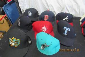 lot 85 image: MLB BASEBALL LIDS