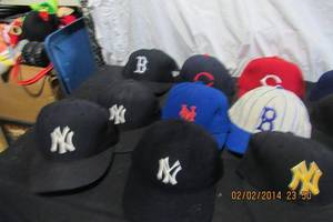 lot 87 image: MLB BASEBALL LIDS