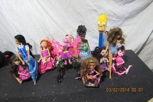 lot 216 image: BARBIE DOLLS AND ACTION FIGURES