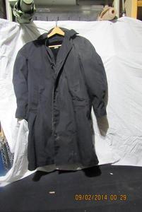 lot 198 image: MILITARY ALL WEATHER JACKET , BLACK, WITH REMOVABLE LINER SIZE 38S, ARIZONA WINTER DENIM JACKET WITH FLEECE LINER AND HOODIE XL