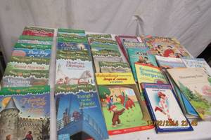 lot 224 image: CHILDRENS BOOKS - MOST FROM MAGIC TREE HOUSE OR DISNEY-25 PLUS