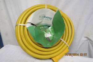 lot 24 image: TRUELIVING OUTDOOR 4PLY WATYERHOSE 58 X 75 NEVER USED- STILL STRAPPED