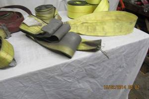 lot 26 image: HAULING TIE DOWN STRAPS SEE PICTURES