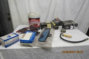 lot 27 image: AUTOMOTIVE PARTS SEE DESCRIPTION