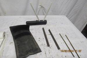 lot 31 image: SPYDERCO KNIFE SHARPENER KIT IN POUCH