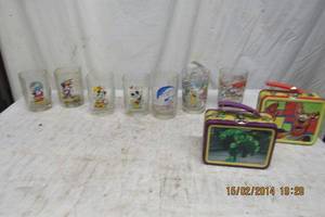 lot 237 image: DISNEY COLLECTIBLE GLASSES AND MINI LUNCHBOXES