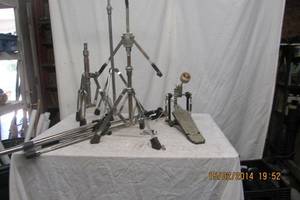 lot 239 image: DRUM KIT PARTS-SEE PICS- LUDWIG FOOT PEDAL, SNARE STAND, SYMBOL STAND, OTHER