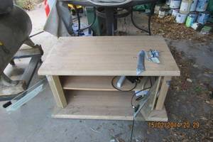 lot 244 image: TV STAND ENTERTAINMENT CENTER