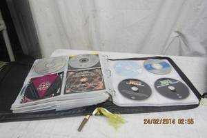 lot 281 image: CDS - CDS IN BINDERS- ROCK, COUNTRY, HIP HOP, VARIOUS 100 NO PLASTIC COVERS