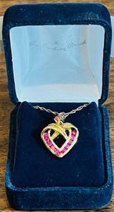 lot 24 image: THE DANBY MINT HEART wRED STONES PENDANT &amp NECKLACE
