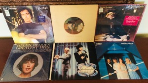 lot 108 image: LOT OF 6 RECORD ALBUMS33s - HELEN REDDY &nbsp LOINDA RONSTADT &nbsp ABBA  BARBARA STREISAND &nbsp SEALS &amp CROFTS &nbsp NEIL DIAMOND