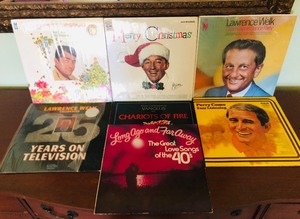 lot 109 image: LOT OF 7 RECORD ALBUMS33s - DEAN MARTIN  BING CROSBY (signed)  2 LAWRENCE WELK &nbsp PERRY COMO  VANGELIS  GREAT LOVE SONGS OF THE 40s