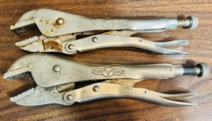 lot 62 image: 2 VINTAGE PETERSON VISE GRIPS 10R LOCKING PLIERS