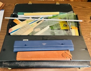lot 91 image: VINTAGE ENGINEERS DRAFTING TOOL CASE wCONTENTS