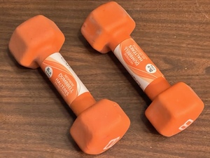 lot 220 image: TWO 8Lbs NEOPRENE DUMBELLS