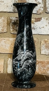 lot 225 image: 10 MARBLE VASE wETCHED DESIGN