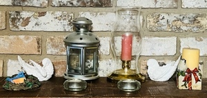 lot 226 image: 8 PIECE CANDLE HOLDER  BIRD FIGURINES wONE BRASS CANDLE HOLDER