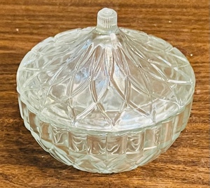 lot 257 image: VINTAGE 5 KIG INDONESIA CANDY BOWL wLID&nbsp