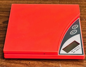 lot 262 image: 6.6 LVS  3000gram KITCHEN SCALE