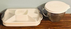 lot 308 image: THE PAMPERED CHEF PORTABLE PARTY TRAY and 8-cup MEASURINGMIXING BOWL