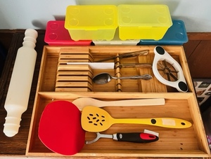 lot 312 image: 20x 14.5 IKEA DRAWER ORGANIZER wCONTENTS INCLUDED & 5 MULTI-COLORED IKEA STORAGE CONTAINERS 6.5x 4x 3