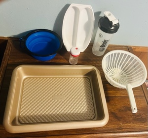 lot 326 image: 6 PIECE MISC KITCHEN ITEMS