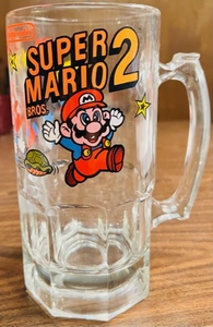 lot 336 image: RARE VINTAGE 1989 NINTENDO SUPER MARIO BROS 2 GLASS MUG 8
