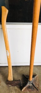 lot 256 image: VINTAGE WOOD HANDLED CAST IRON TAMPER wCRAFTMAN WOOD AXE