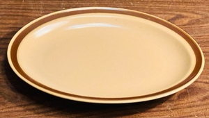 lot 350 image: 12.5 HEARTHSIDE HAND PAINTED STONEWARE PLATTER