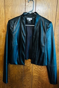 lot 395 image: Calvin Klein SIZE M WOMENs JACKET