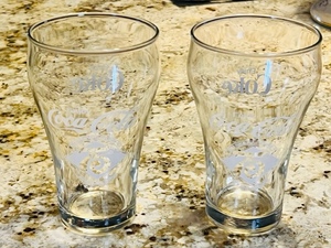 lot 117 image: SET OF 2 VINTAGE 5.5 COCA-COLA 8oz 75TH ANNIVERSARY BELL SHAPED GLASSES