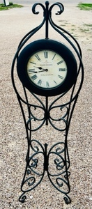 lot 25 image: 65 Paris France 80 Rue de Belleville Clock With Metal Stand