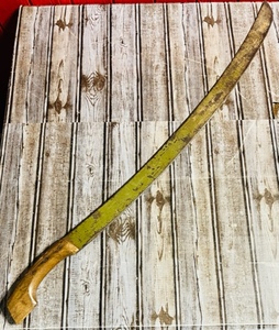 lot 157 image: 36 VintageAntique Wooden Handled Sabre Made in Spain