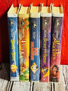 lot 253 image: Lot of 5 VHS Walt Disney Black Diamond Editions- Beauty and the Beast101 DalmatiansAladdinBambiThe Sword in the Stone