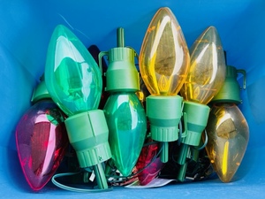 lot 84 image: Giant 13 Christmas Type Lights in Tote With Other Strings of Light