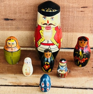 lot 135 image: Seven Vintage Russian Nesting Dolls