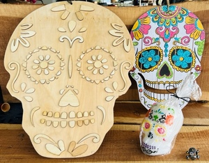 lot 141 image: Assortment of Decorative Skulls