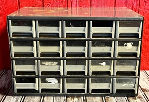 lot 196 image: Twenty Tray Storage Rack&nbsp20x11x11&nbsp