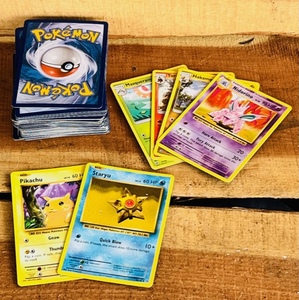 lot 210 image: Approximately 90-100 Pokemon Cards