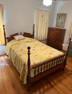 lot 245 image: Vintage Solid Wood Four Poster Full Size Bed
