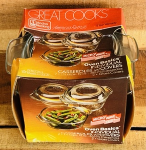 lot 267 image: Anchor Hocking Oven Basics Individual Casseroles WCovers (1 12 cup)