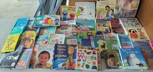 lot 7 image: LARGE LOT OF CHILDREN BOOKS AS SHOWN. GENEROUS COUNT