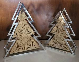 lot 27 image: CHRISTMAS TREE SHAPED TEALIGHT HOLDERS AS SHOWN.