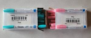 lot 36 image: 2 BOXES OF NEW, UNOPENED SHARPIE MARKERS AS SHOWN. (SOLD 2 X THE MONEY)