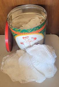 lot 57 image: LOT OF CROCHETED DOILIES AS SHOWN. GENEROUS COUNT