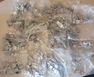 lot 62 image: LOT OF ASSORTED SHELF HOOKS AS SHOWN.